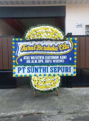 Papan Bunga Duka di Lunto Barat