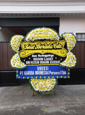 Papan Bunga Duka di Lunto Barat